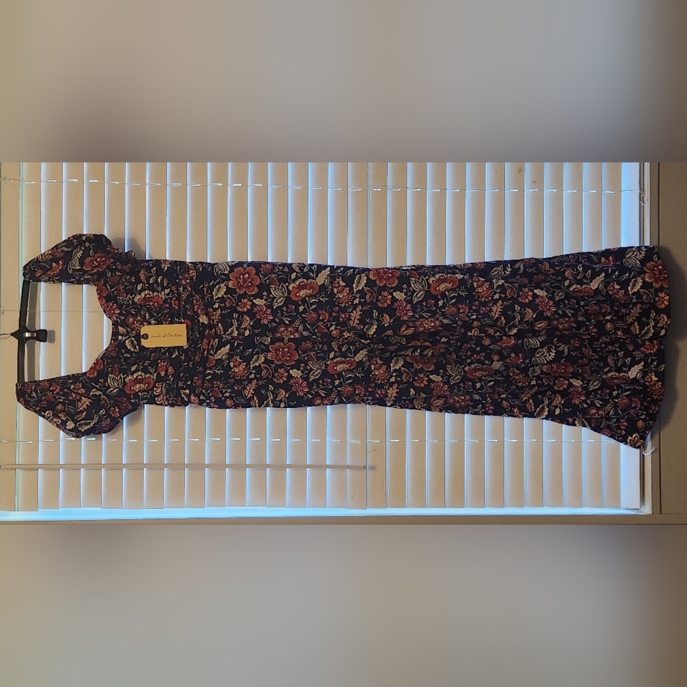 Band Of The Free Navy Floral Romper Size S